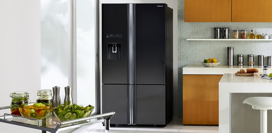 Черные холодильники Hitachi