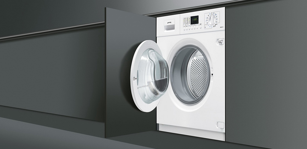 спальня в современном стиле. улица города. Smeg lst147. центральная перспектива улицы. длинная стена в коридоре.